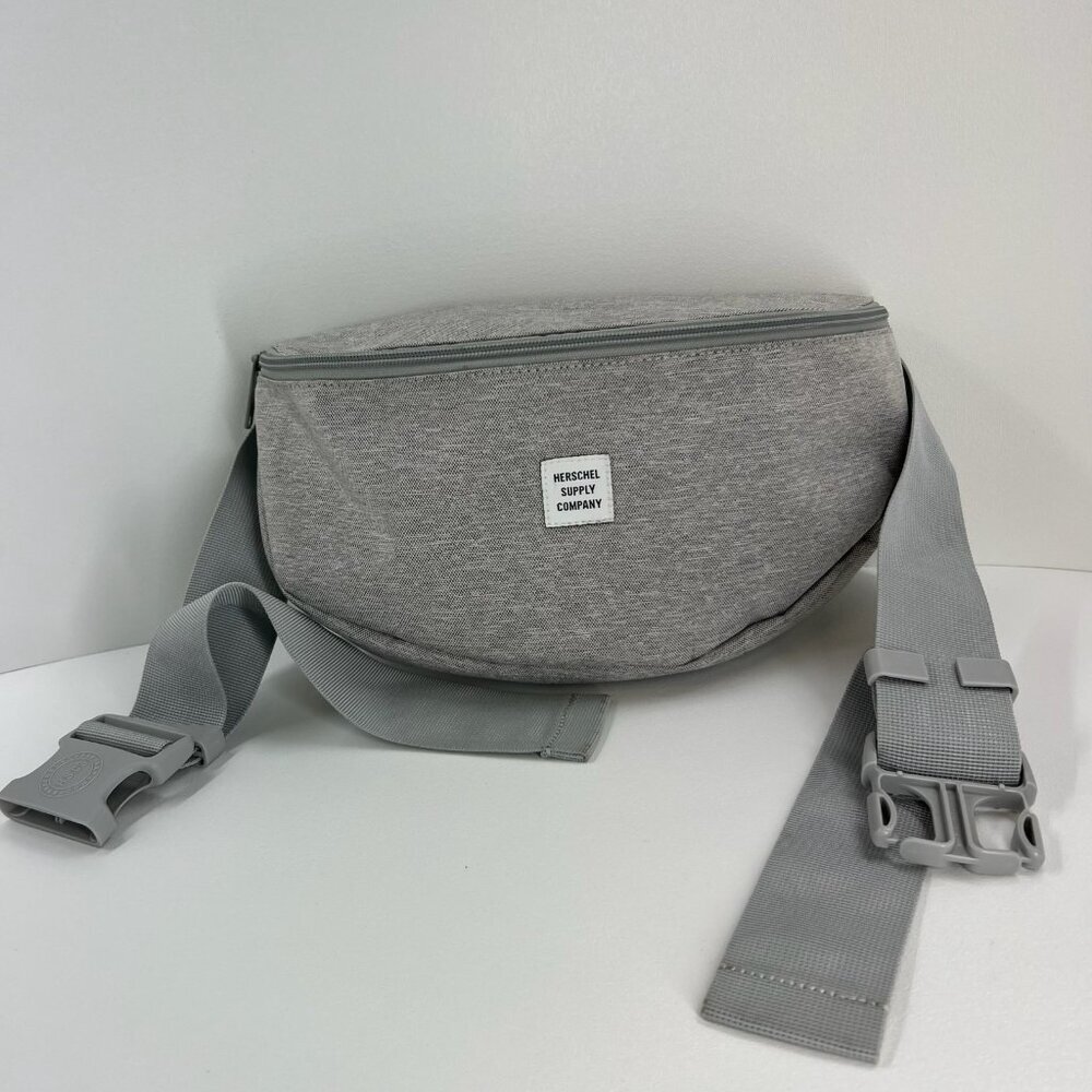 Herschel Sixteen Hip Pack Unisex OS Adjustable Fanny Pack Waist Bag Light Gray